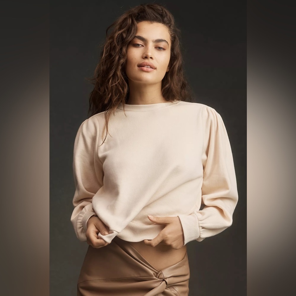 Nwt Carole Sweatshirt